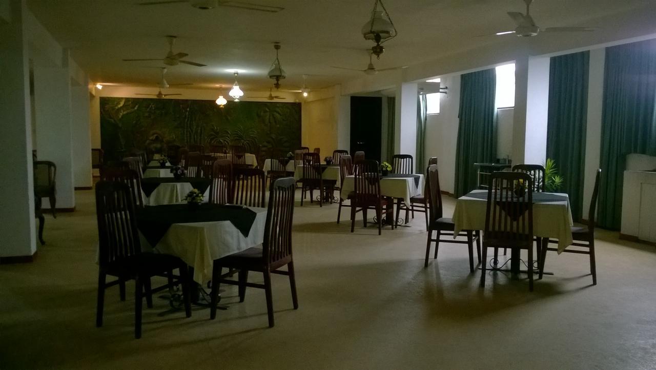 Nilani Hotel Ratnapura Exteriér fotografie