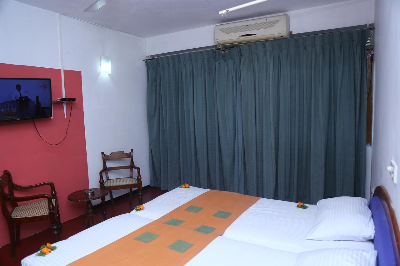 Nilani Hotel Ratnapura Exteriér fotografie